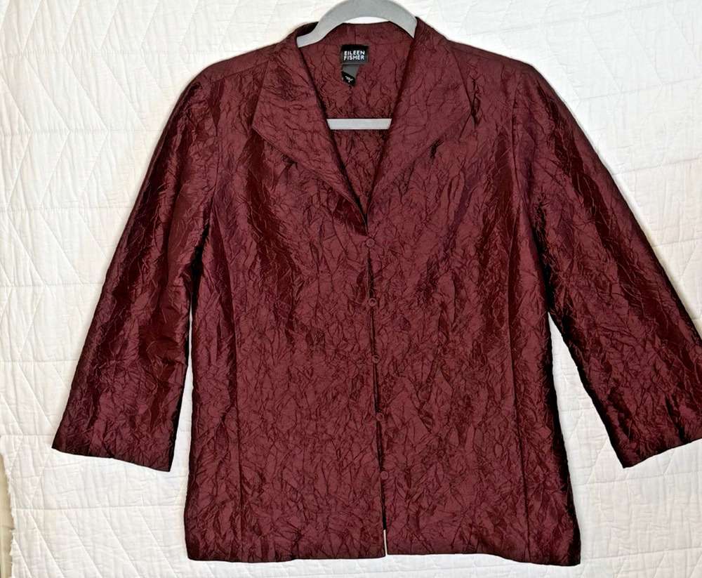 Eileen Fisher 100% Silk maroon red 3/4 Sleeve button up crinkle Jacket S